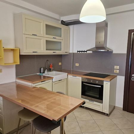 Golden Villa Sarandë Eksteriør billede